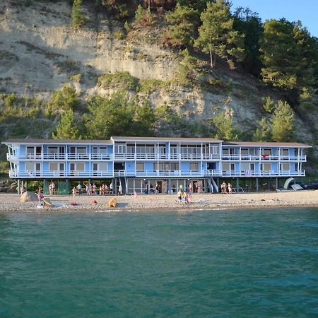 Captain Black Hotel Pizunda Exterior foto